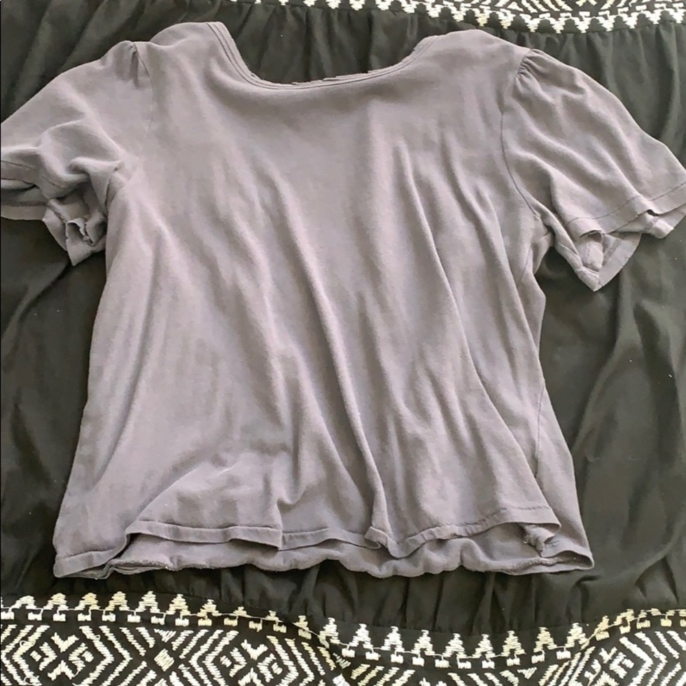 cropped scrunched sleeve top
